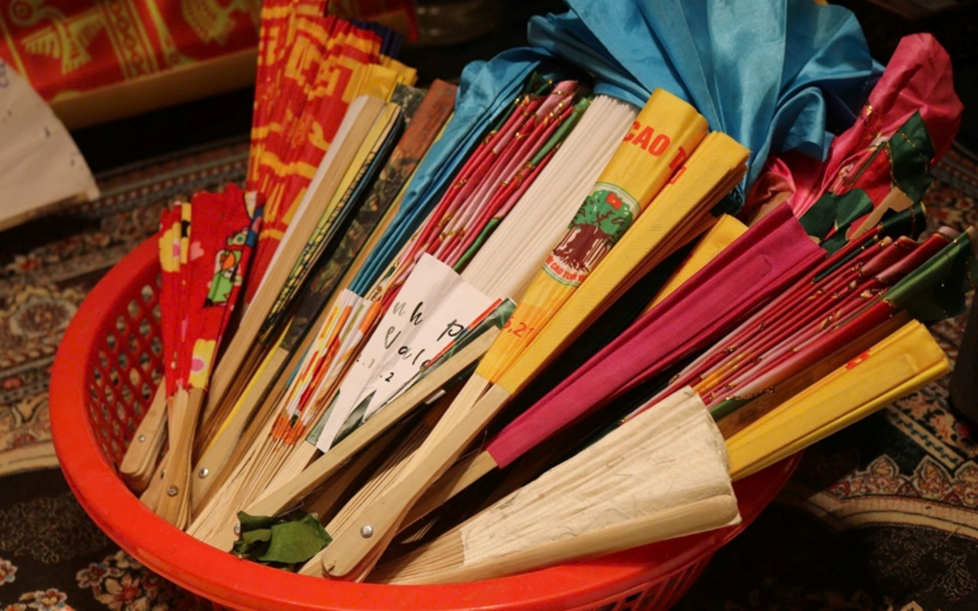 vệ sinh quạt vải