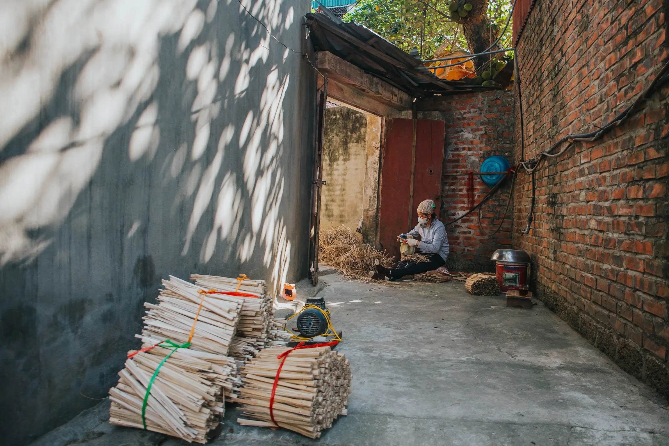 Làng quạt Chàng Sơn