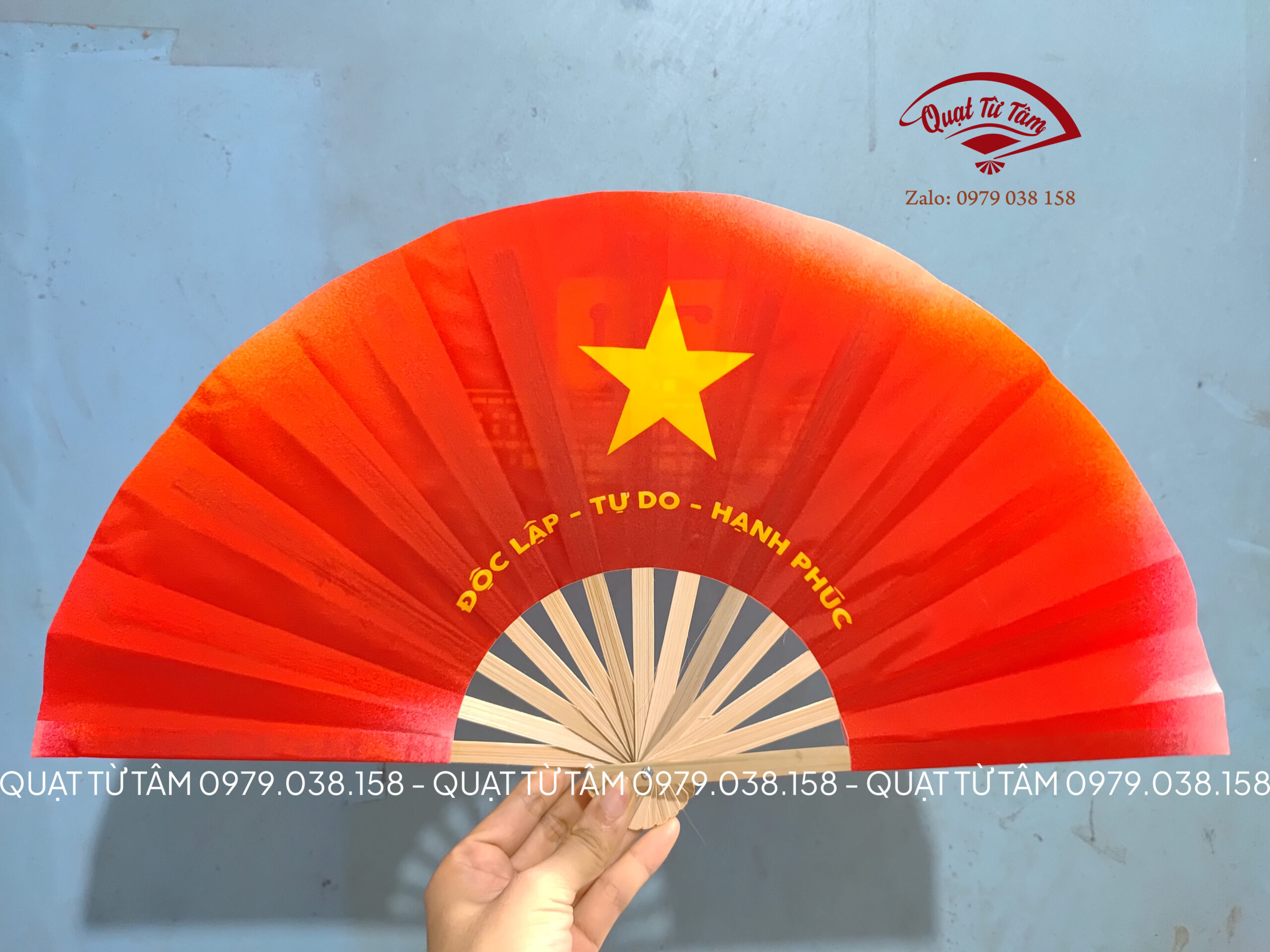 quạt giấy Việt Nam