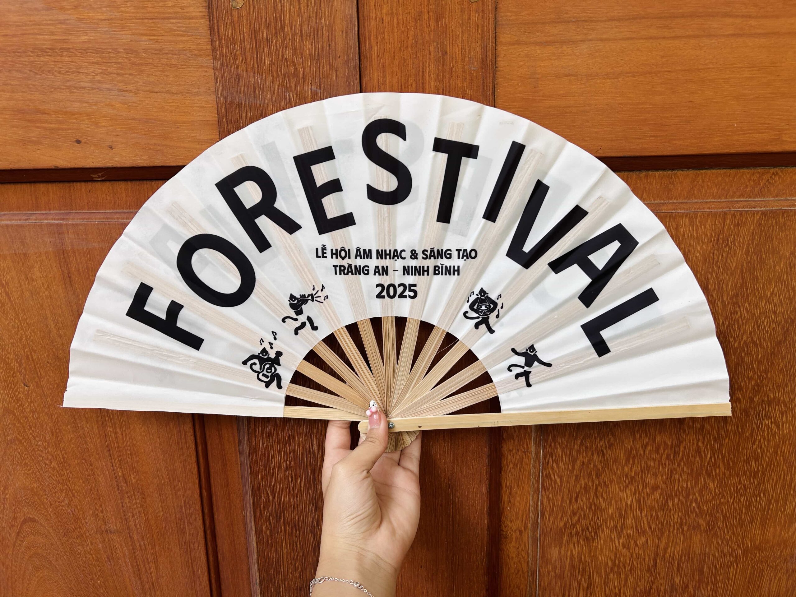 Quạt Concert – Gắn Kết Fan, Thắp Sáng Sân Khấu - Image 19