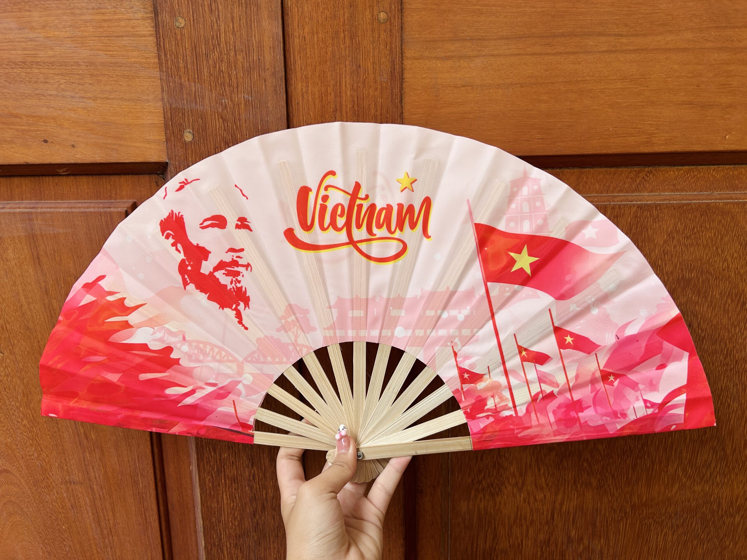 QUẠT VIỆT NAM – VẺ ĐẸP BÌNH DỊ MÀ GẦN GŨI - Image 7