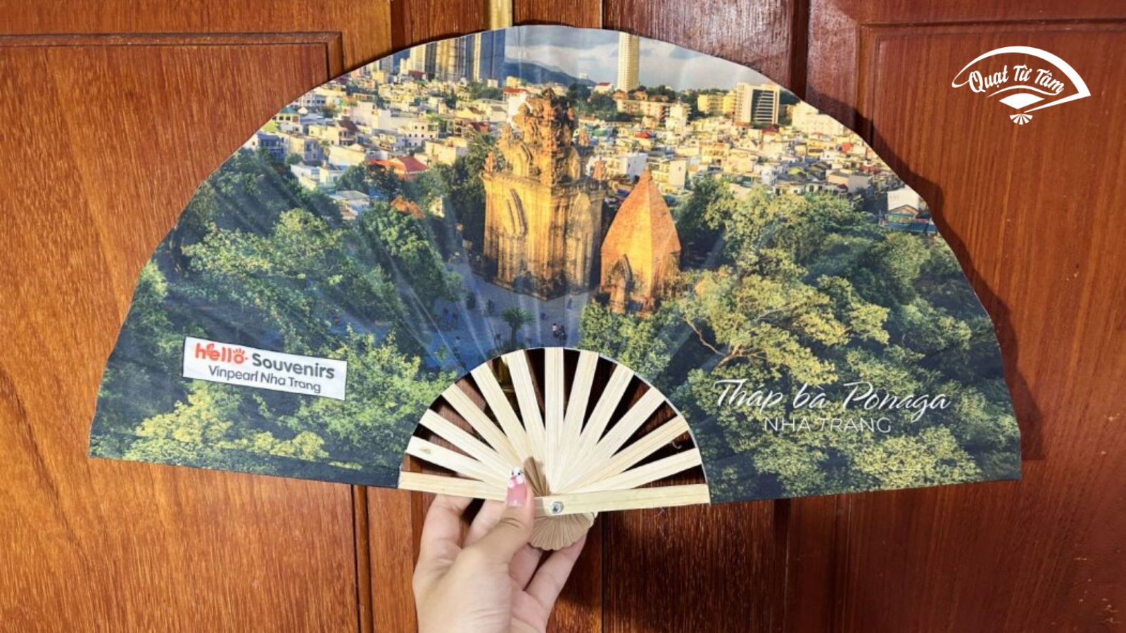 quạt giấy cầm tay handmade