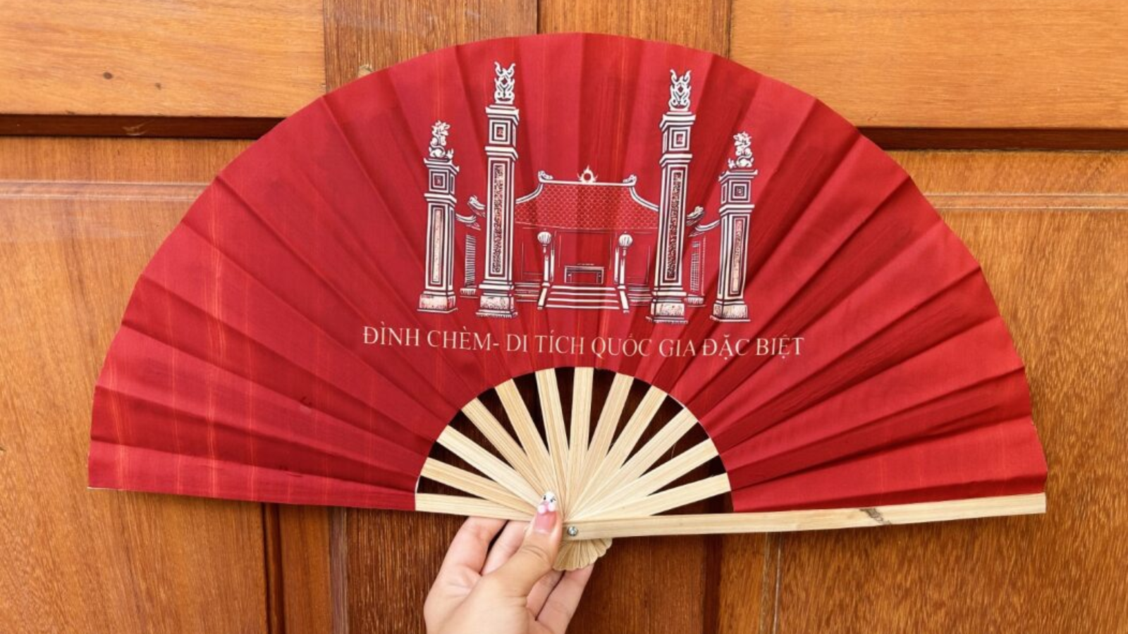 Quạt chùa chiền