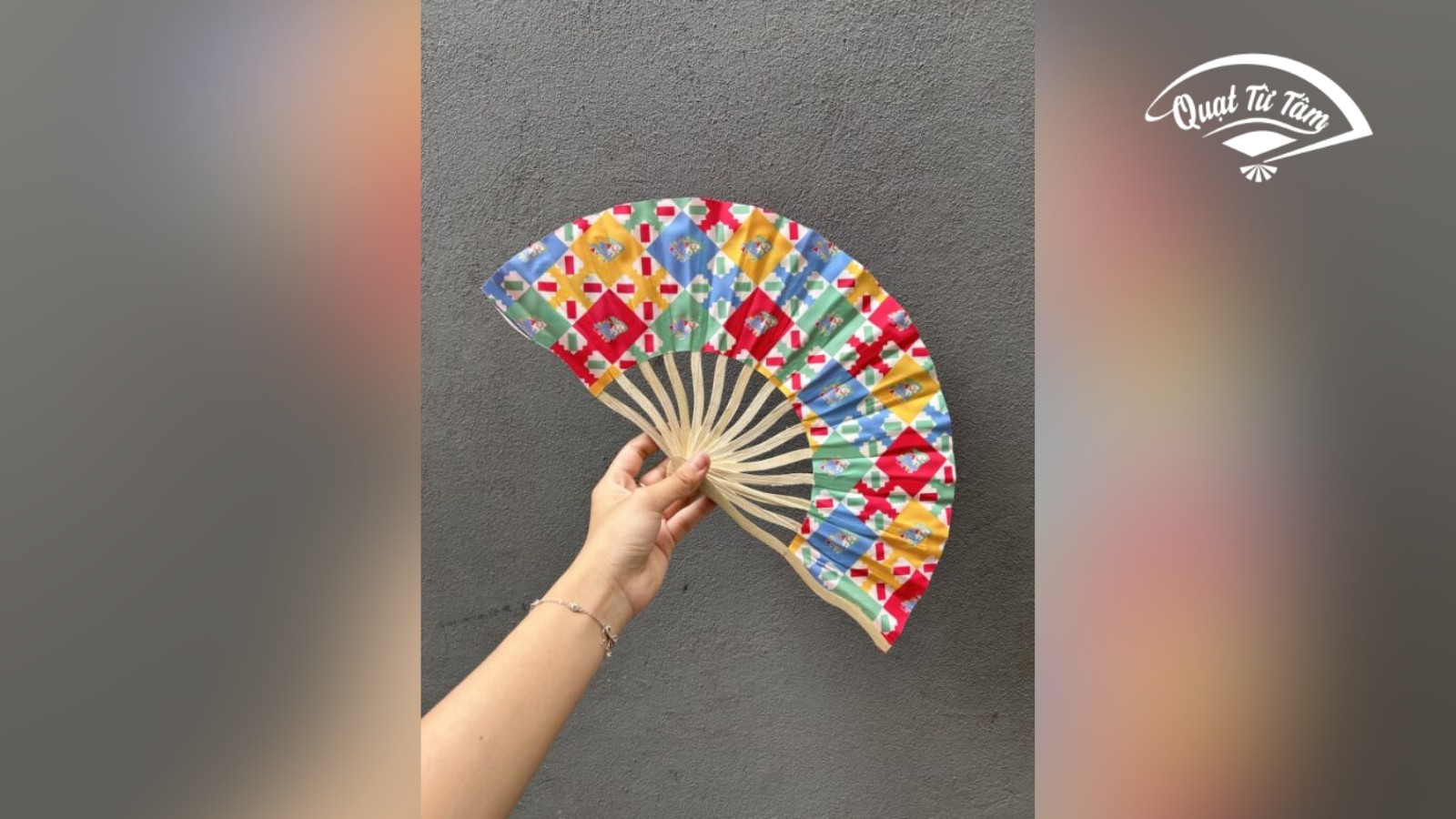 Quạt lễ hội